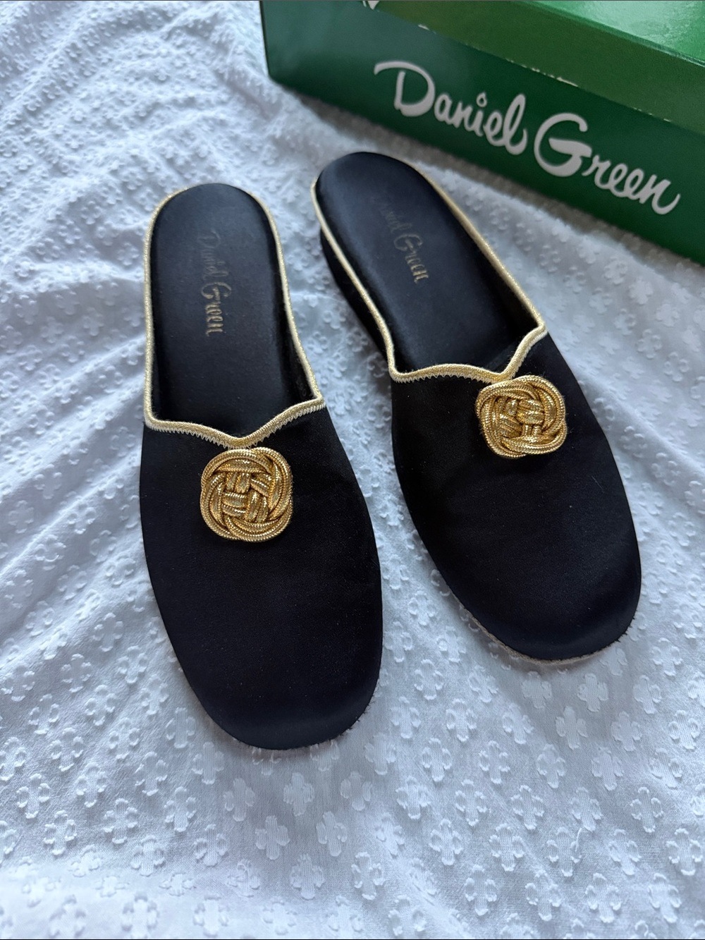 Vintage Daniel Green Black Satin Slippers